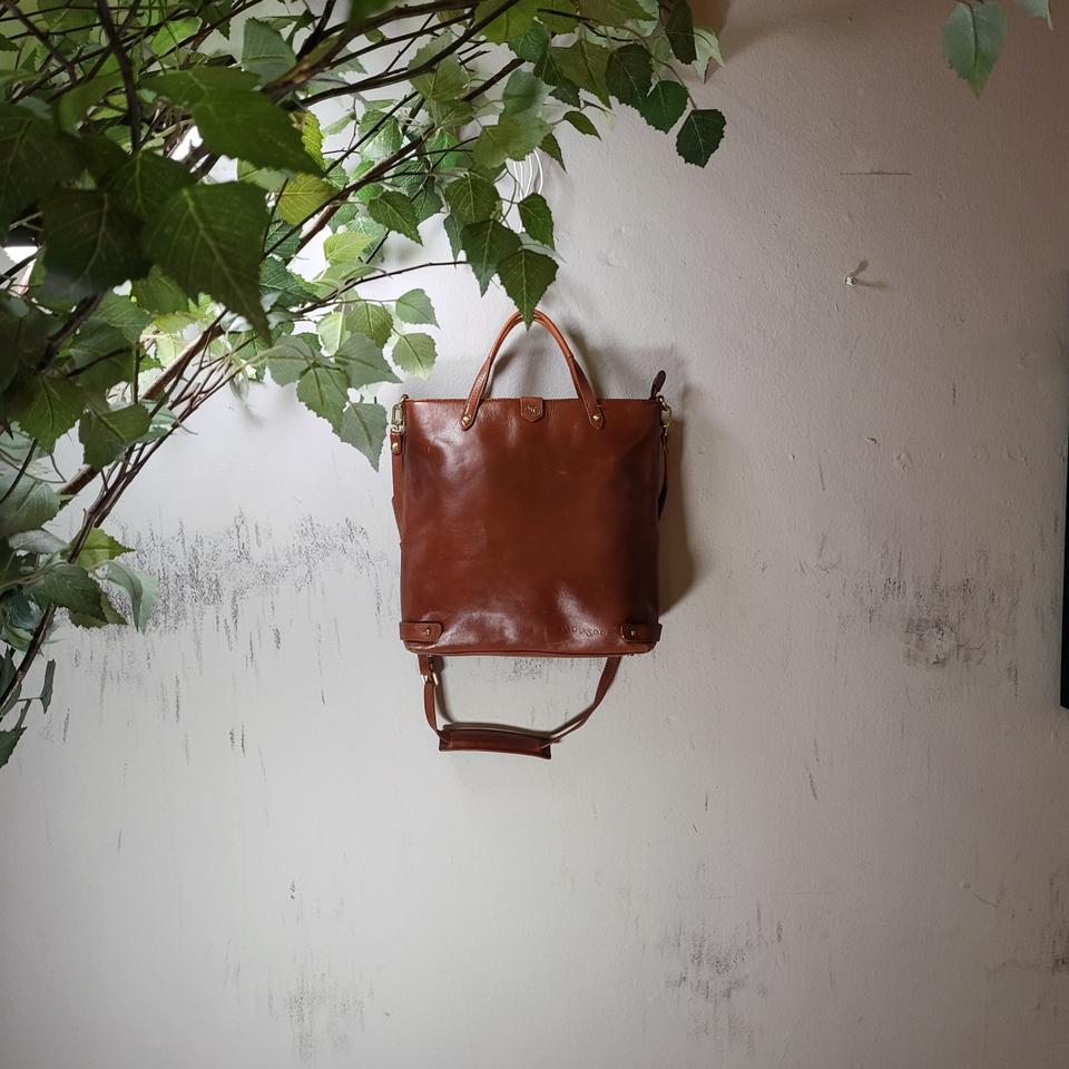 몽삭 레더 크로스백