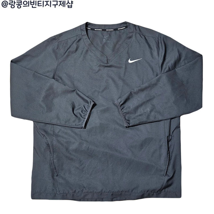 나이키 스우시 스트릿 웜업 맨투맨