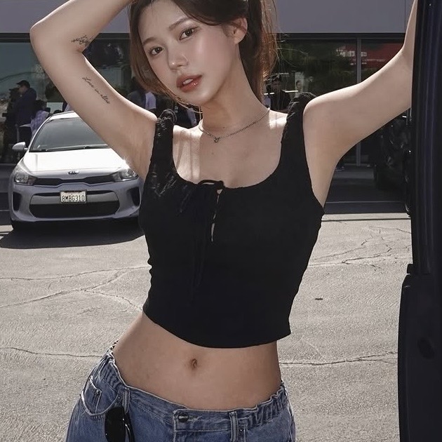 하티 최유라 펀칭 블라우스 블랙