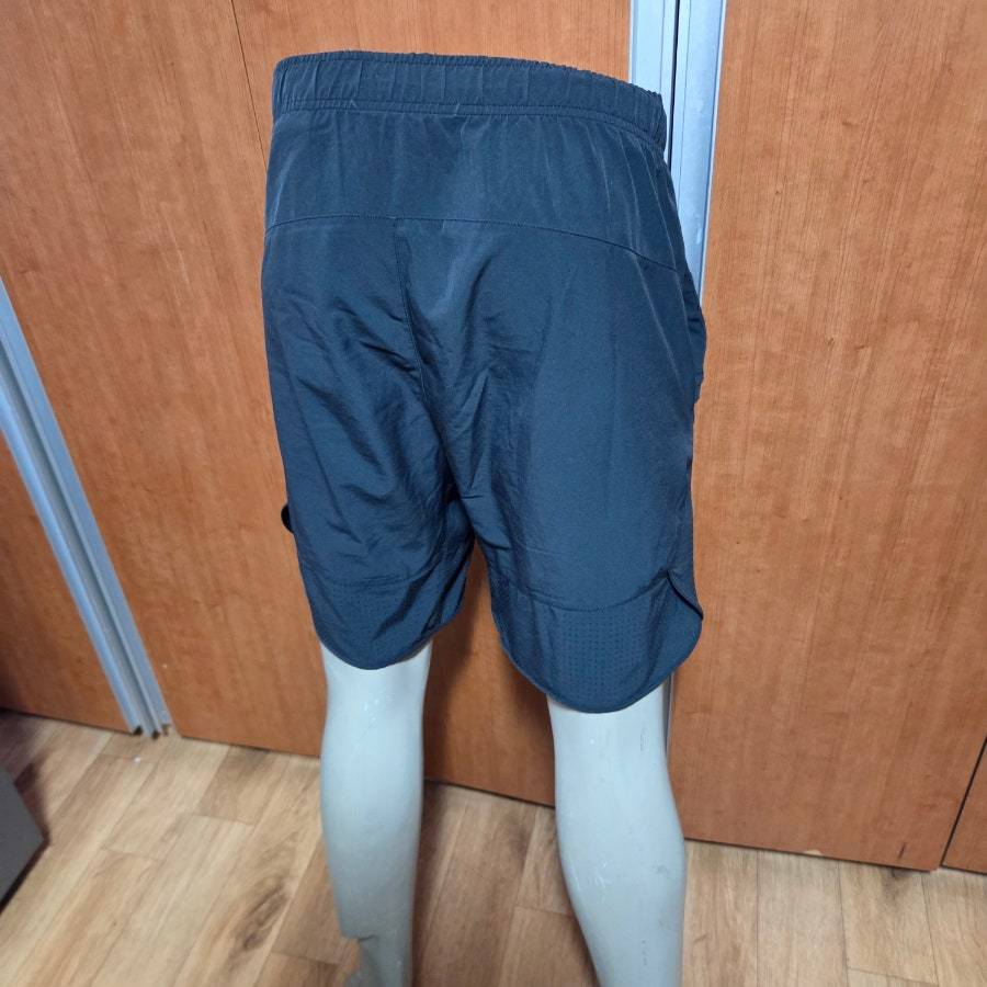  NIKE나이키밴딩반바지170/76A약30에서32정도