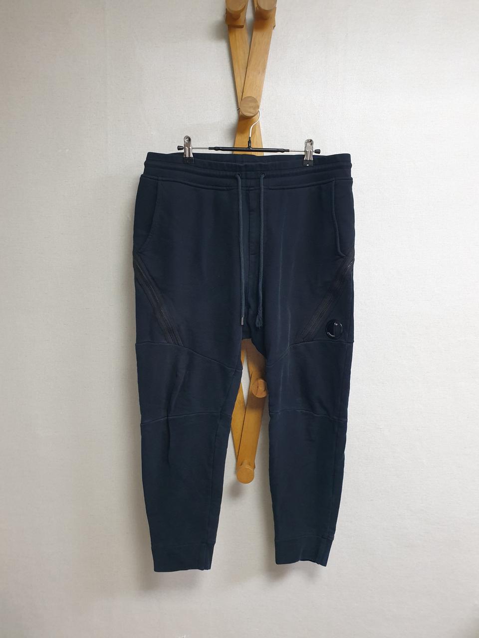 [m/32/정품] cp컴퍼니 렌즈와펜 카고조거팬츠