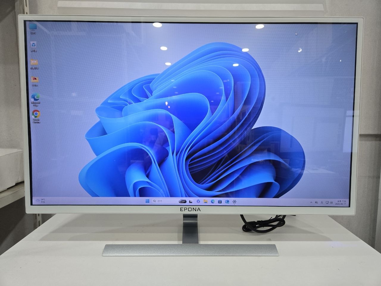 크로스오버 32인치 165Hz 모니터 판매!(게임,사무,영상용)
