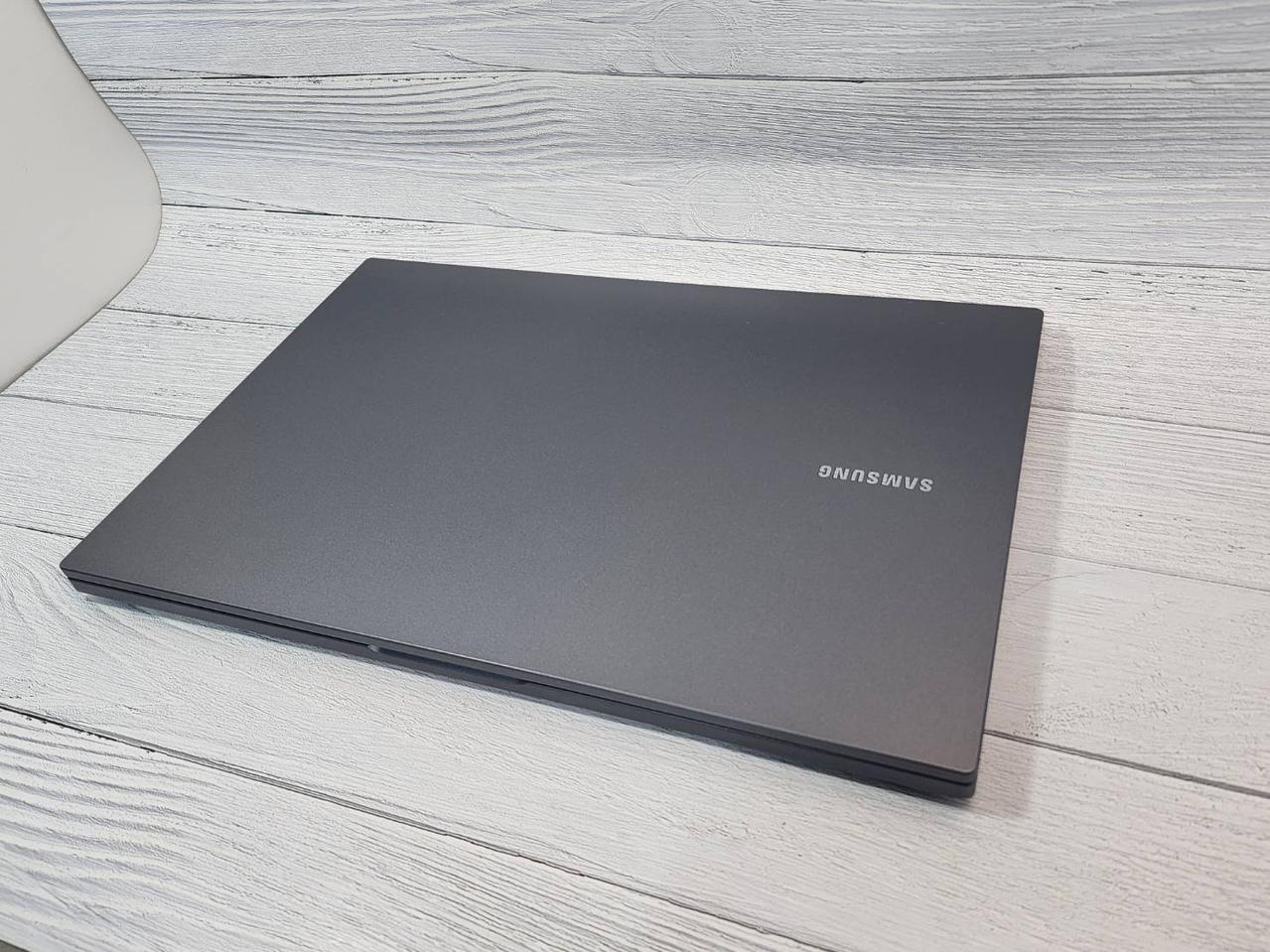 삼성 NT550XDZ_i7 1165G7 노트북 판매합니다.