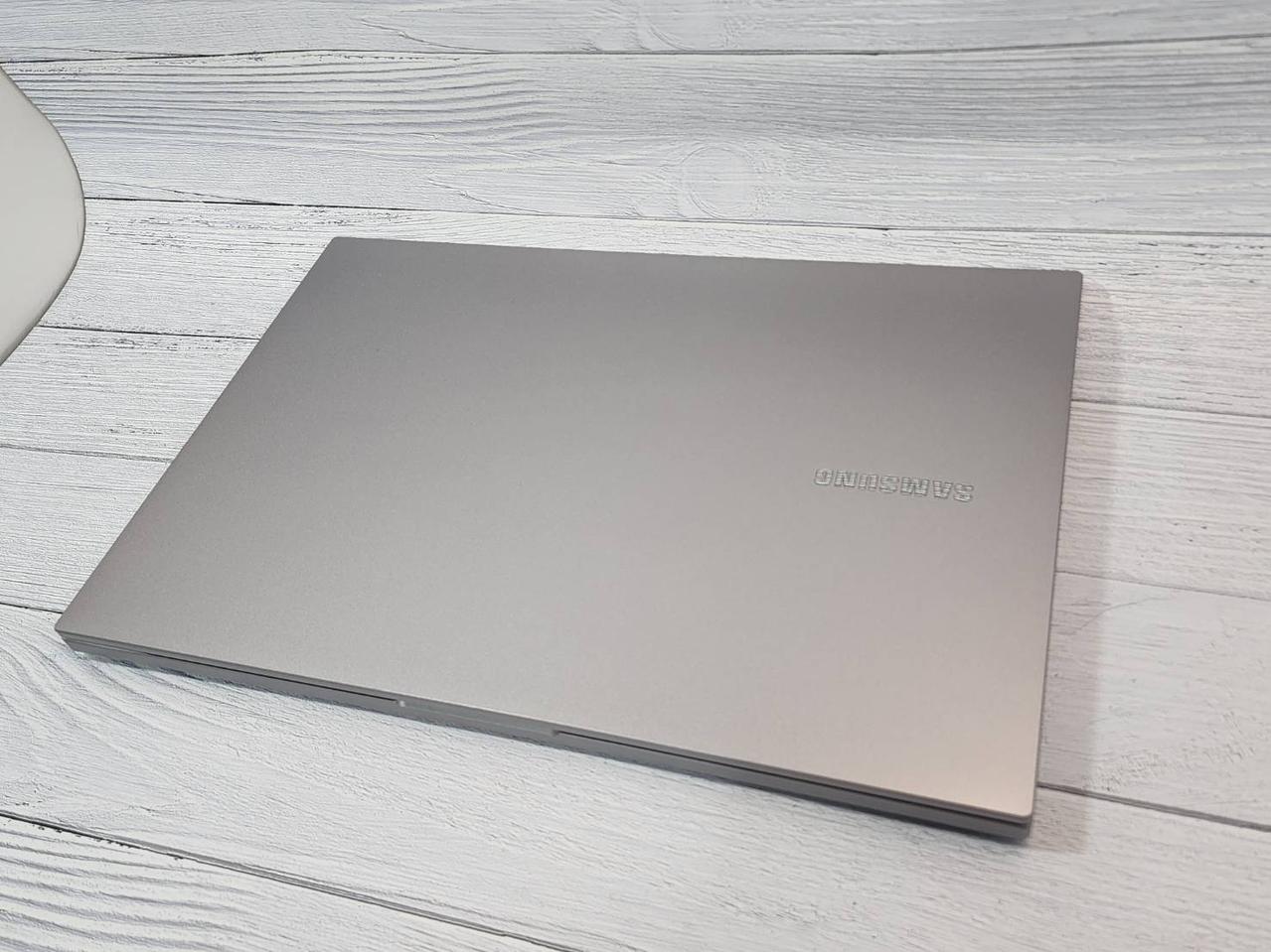 삼성 NT350XCR_i7 10510u 노트북 판매합니다.