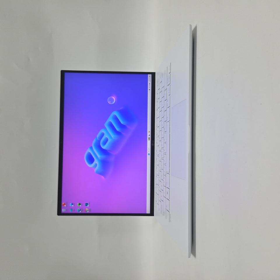 엘지 노트북 i5 gram 화이트/970g/그램/12th