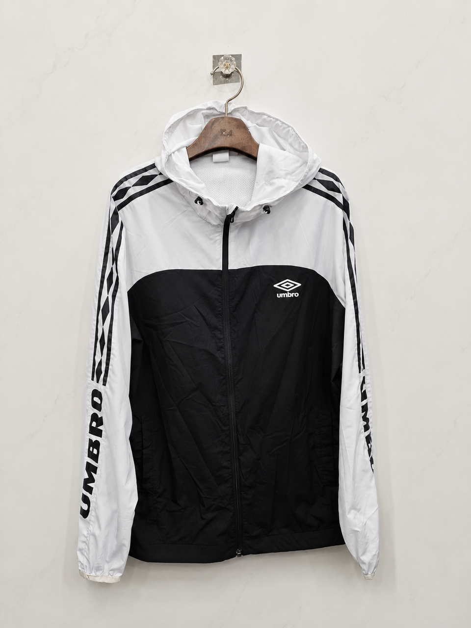 105,XL )) UMBRO 엄브로 바람막이 점퍼! 짱짱짱 추천해요!~~