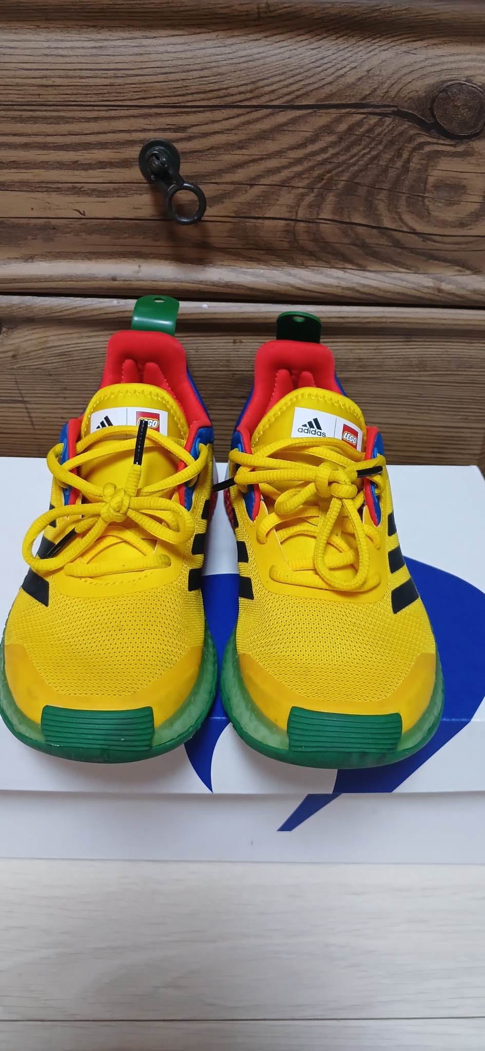 아디다스×레고(LEGO®) 운동화(230mm)