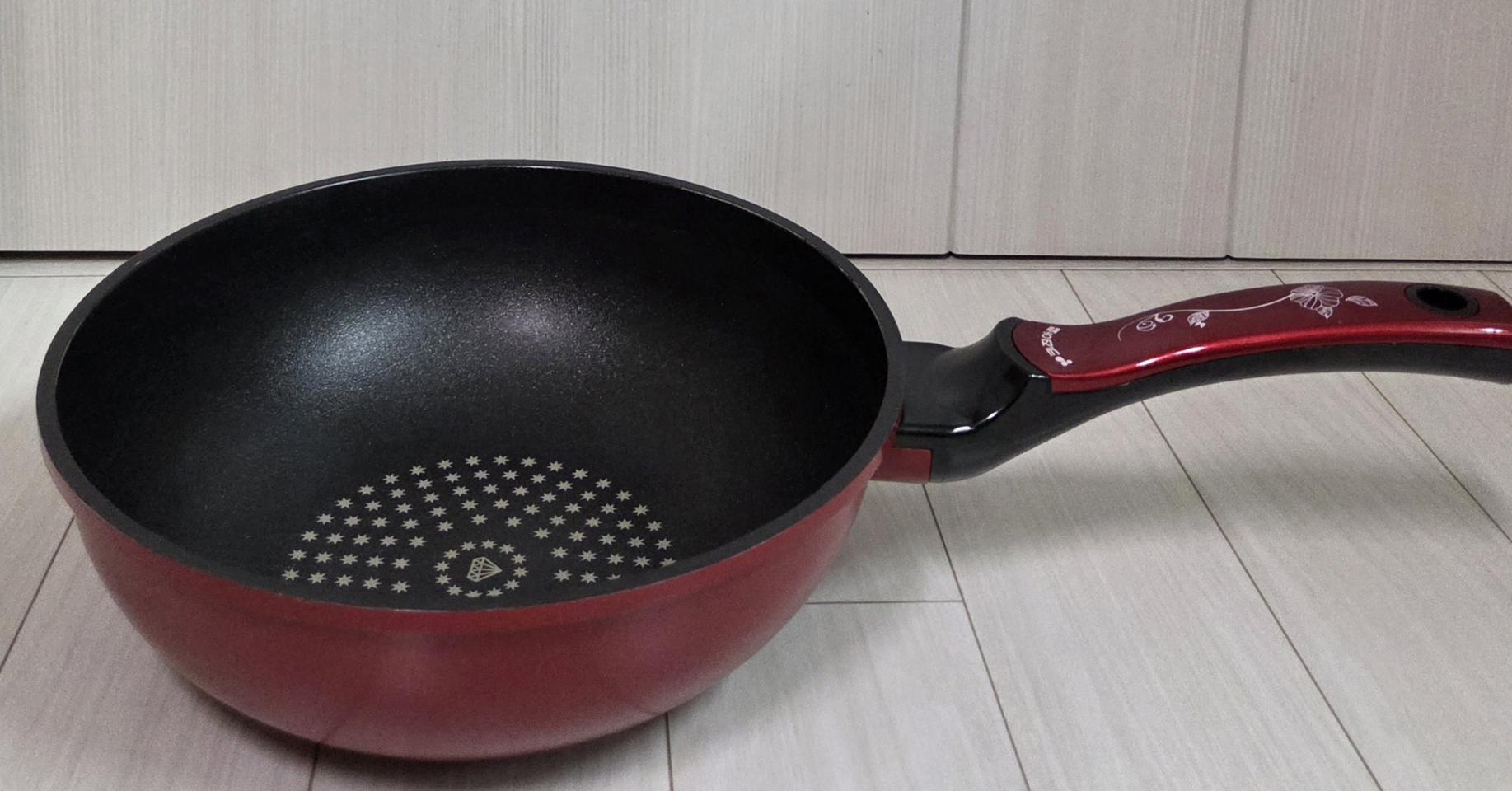 키친아트 궁중팬 26cm 레드  거의새것