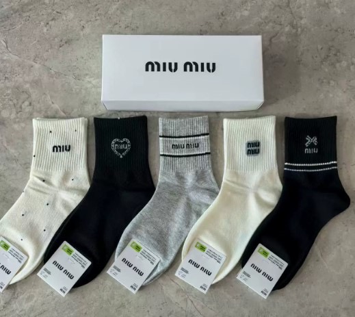 미우미우 심플 중목 양말세트