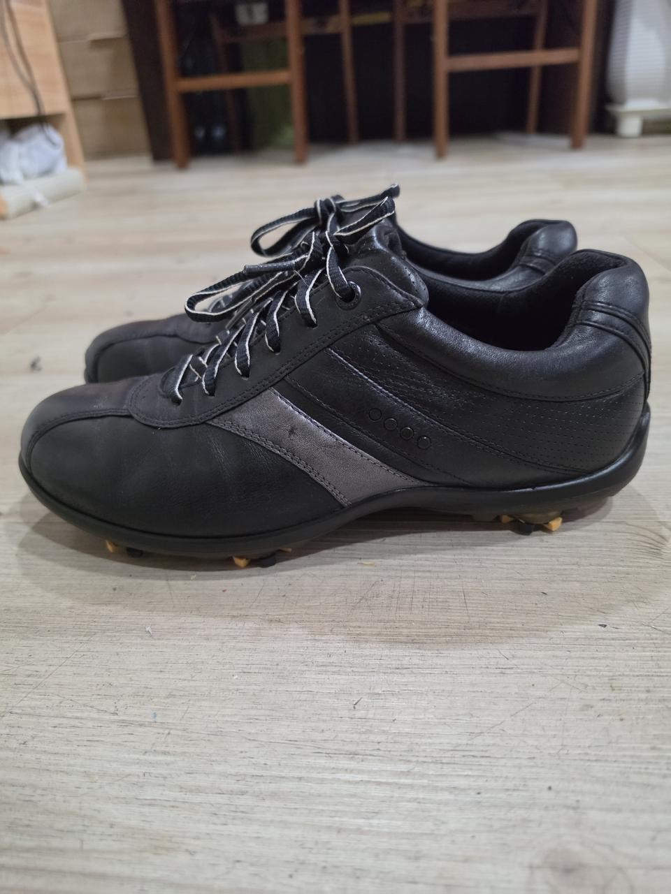 ECCO GOLF 고어텍스.천연가죽 스파이크리스 골프화 40 255mm