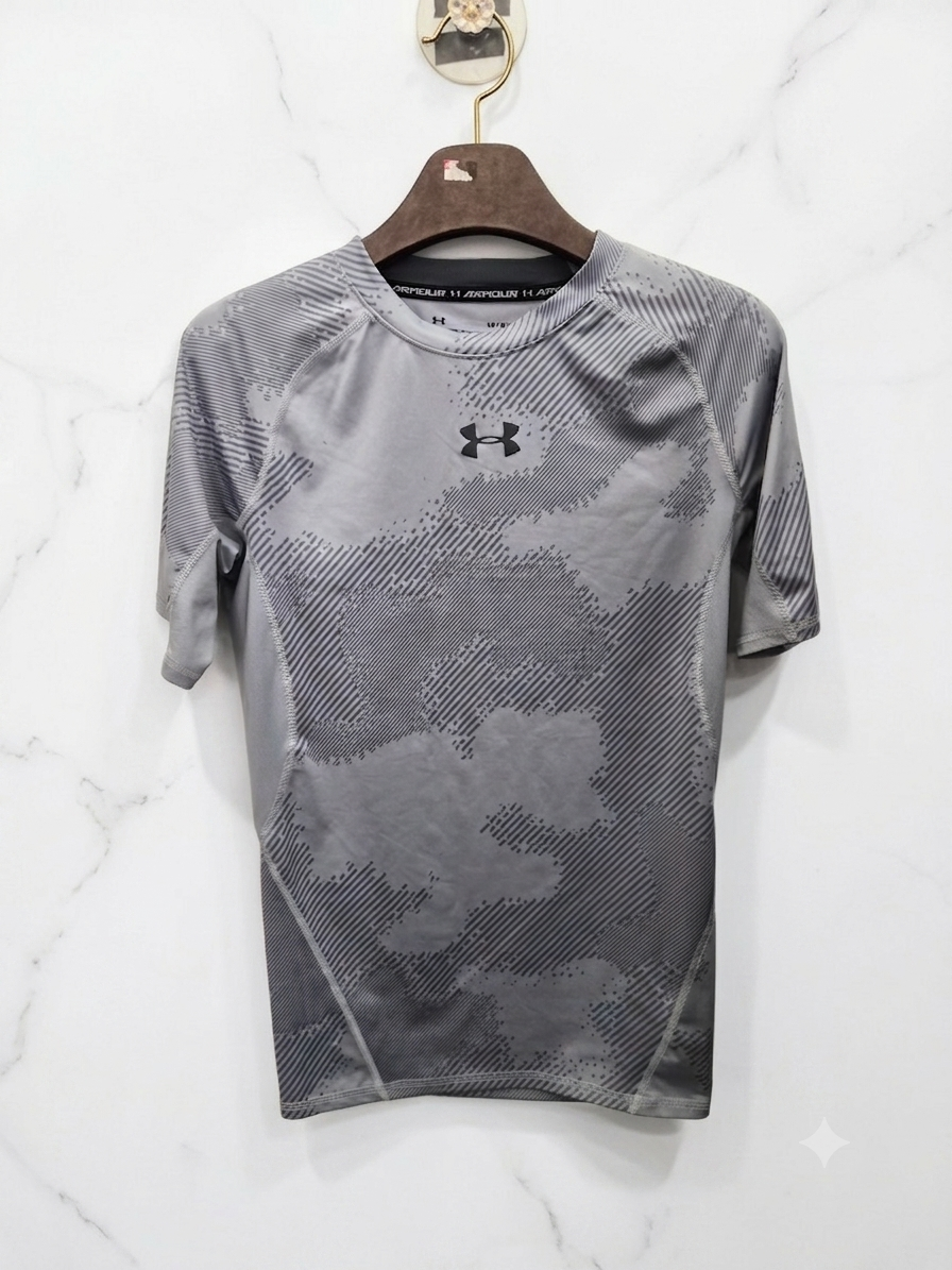 LG/G사이즈) UNDER ARMOUR 언더아머 반팔티셔츠! 달라붙는핏