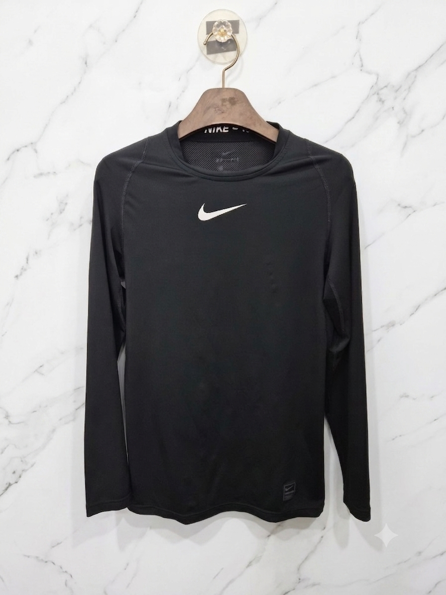 L,100 )) NIKE PRO 나이키 프로 긴팔티셔츠!~ 블랙 색상~