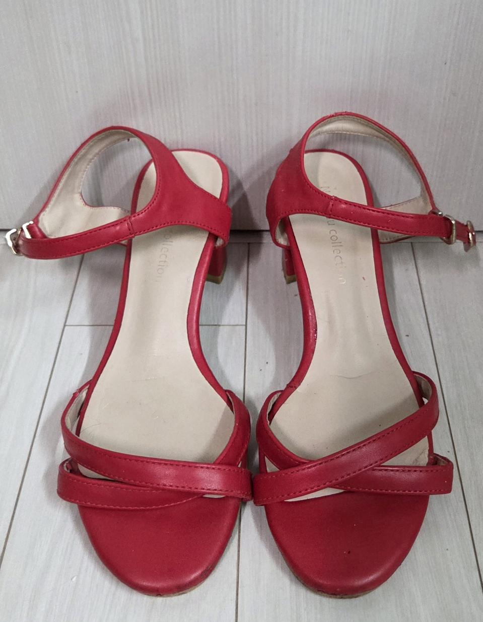 Nabishu collection 레드 스트랩 샌들 235