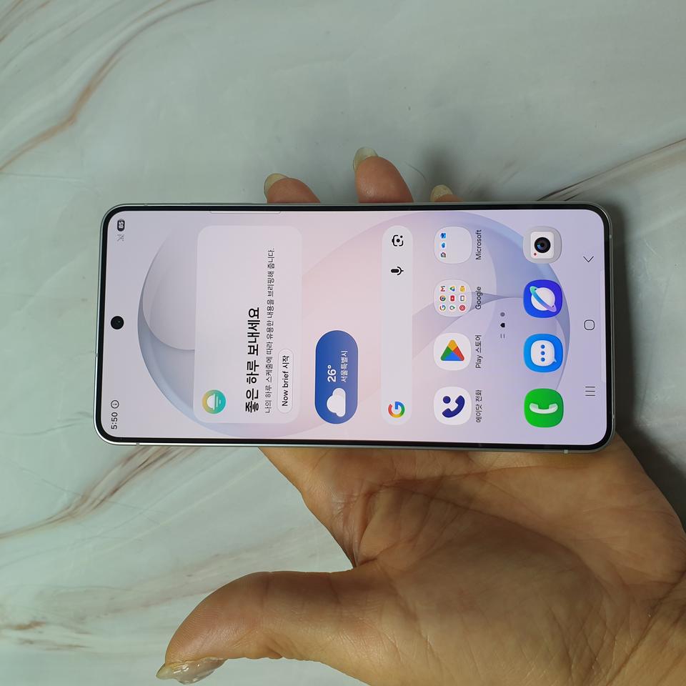 SK 갤럭시 S26 화이트 256G S급 판매합니다