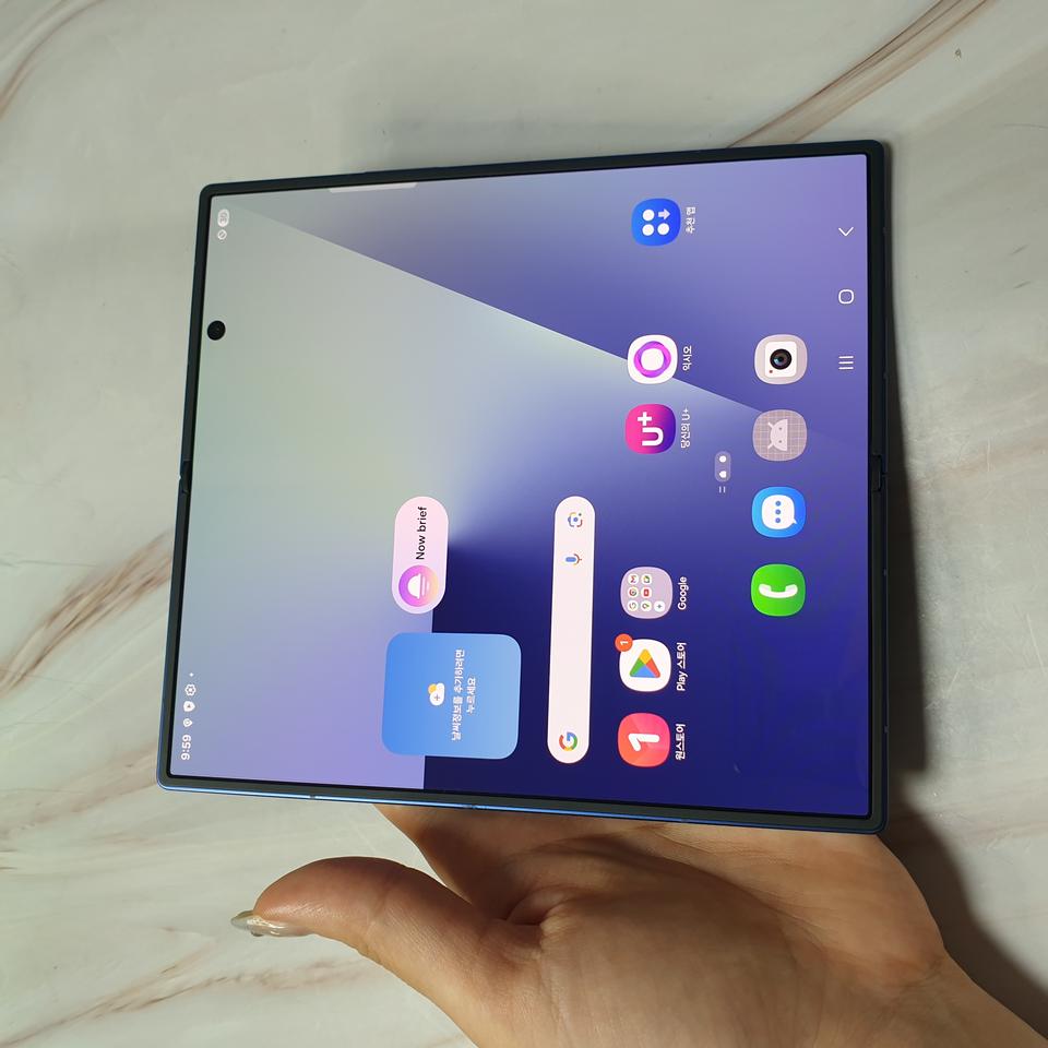 LG 갤럭시 Z폴드7 5G 블루 256G A급 저렴히 판매합니다