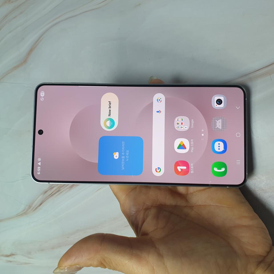 LG 갤럭시 S25엣지 실버 256G A급 판매합니다