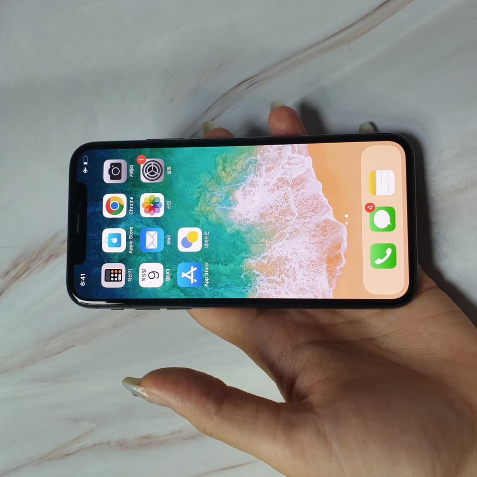 아이폰X 블랙 64G 저렴히 판매합니다