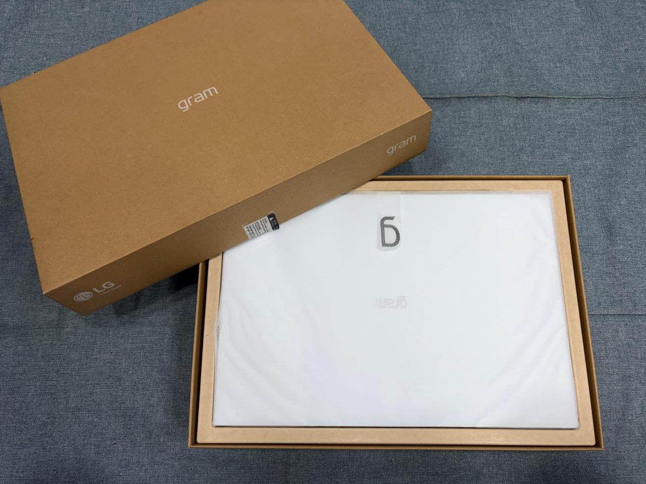 LG 그램 노트북 (16Z90Q-GR50K) 판매합니다.