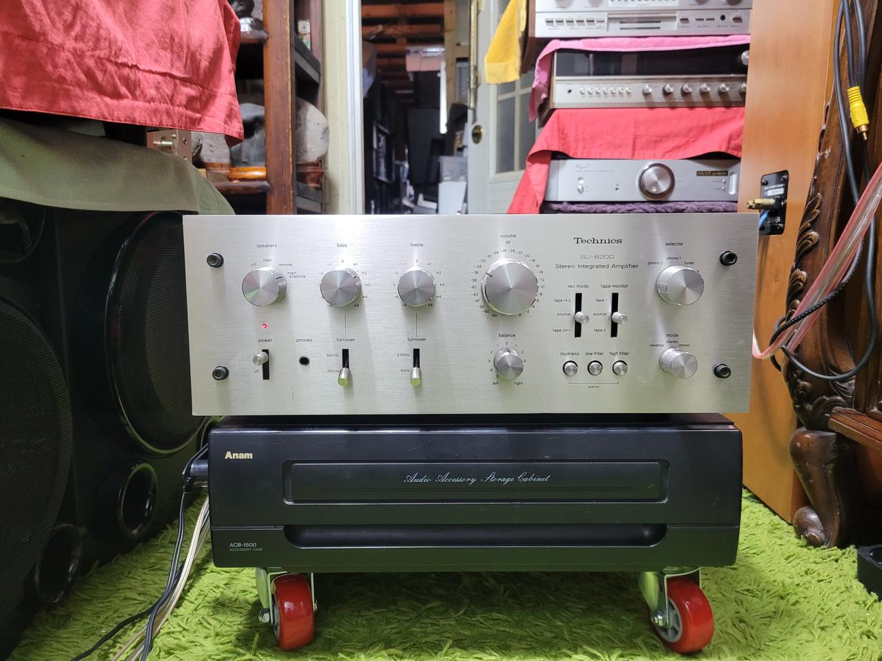 테크닉스 SU  8200 인티앰프