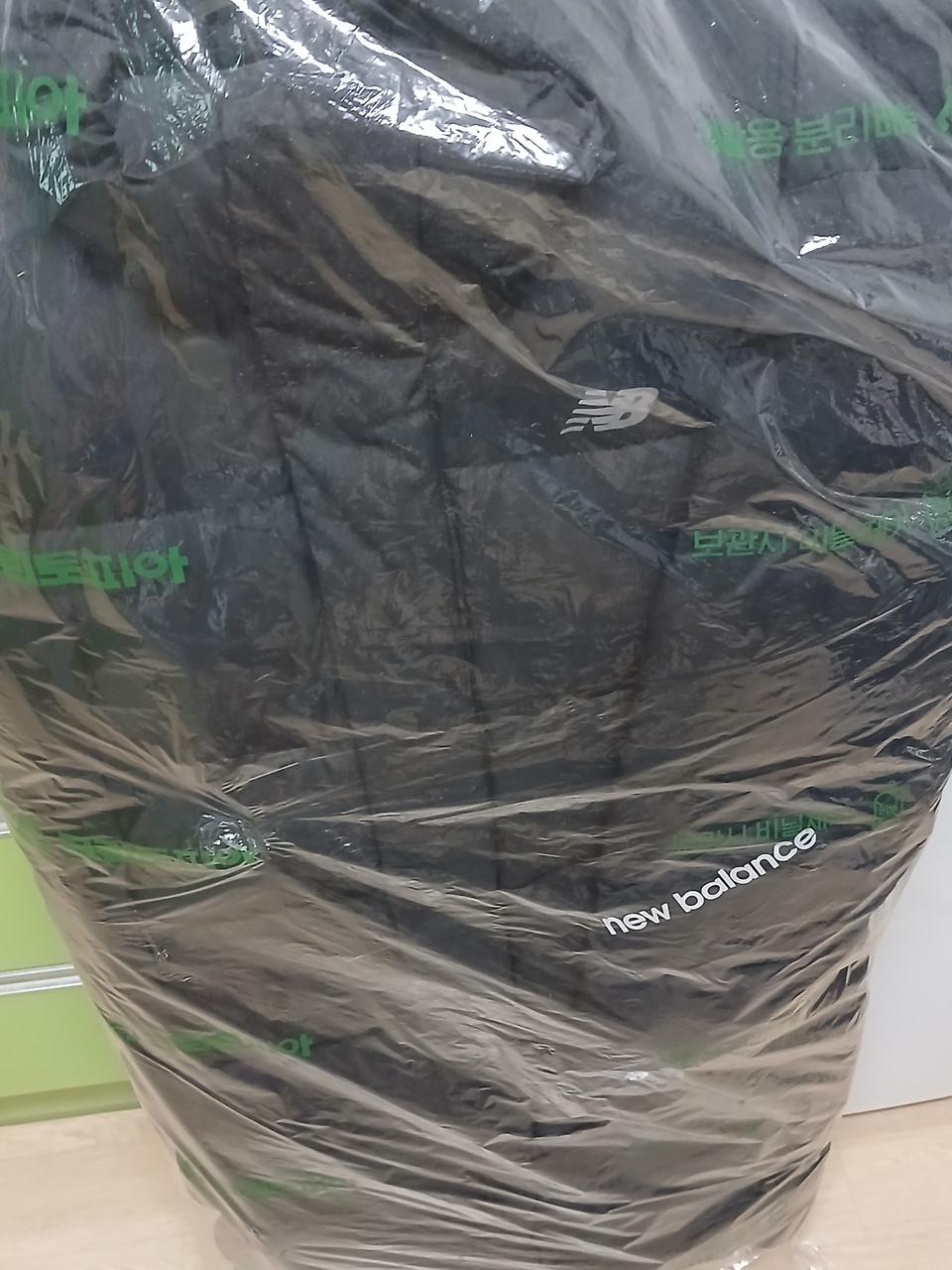 뉴발란스 롱패딩