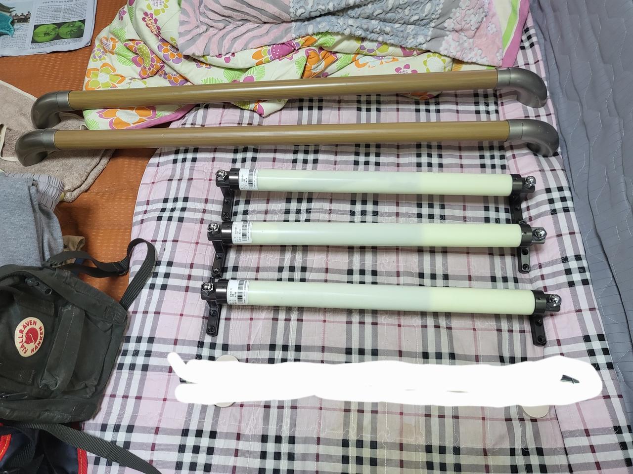 노인 장애인 안전손잡이 5개 남았습니다