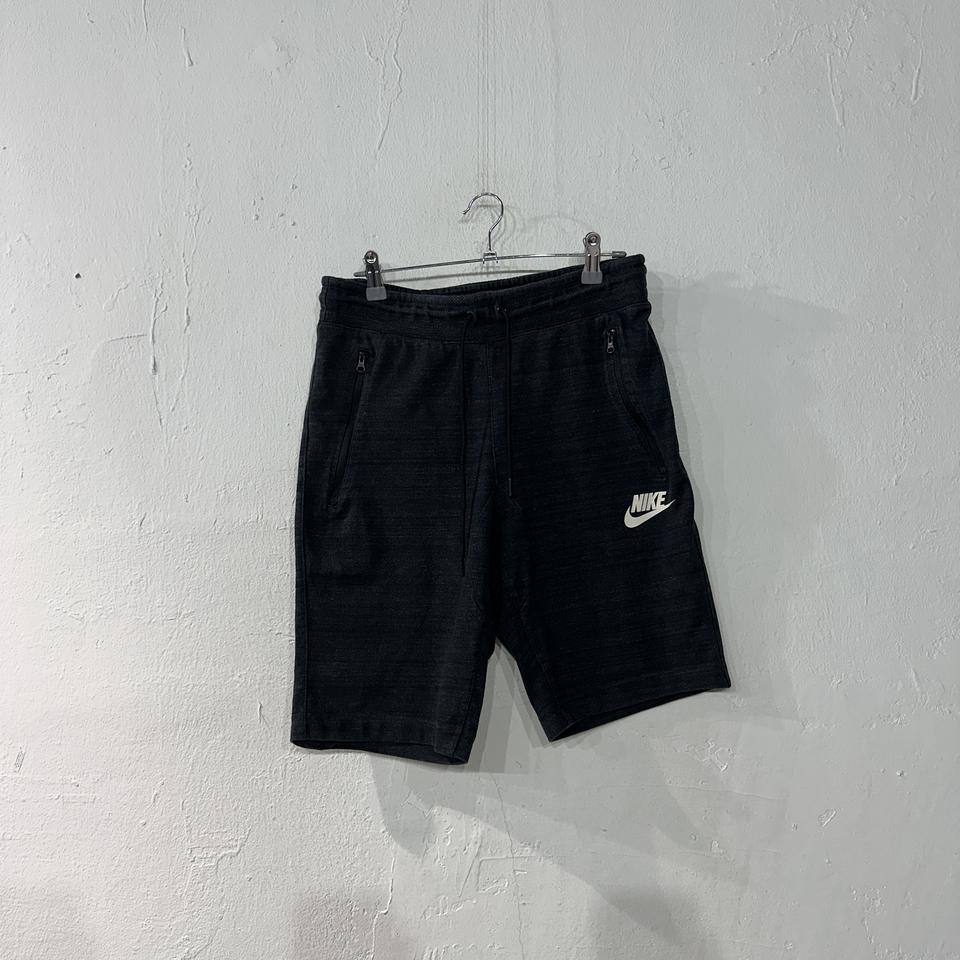 나이키 트레이닝 반바지 M