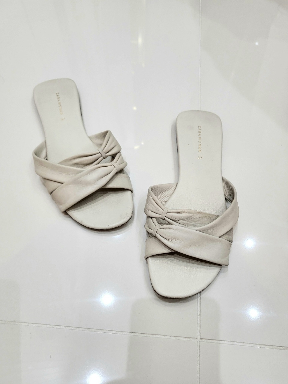 ZARA 슬리퍼 (37/240~245)