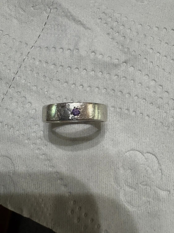 큐빅 박혀있는 은반지 팔아요