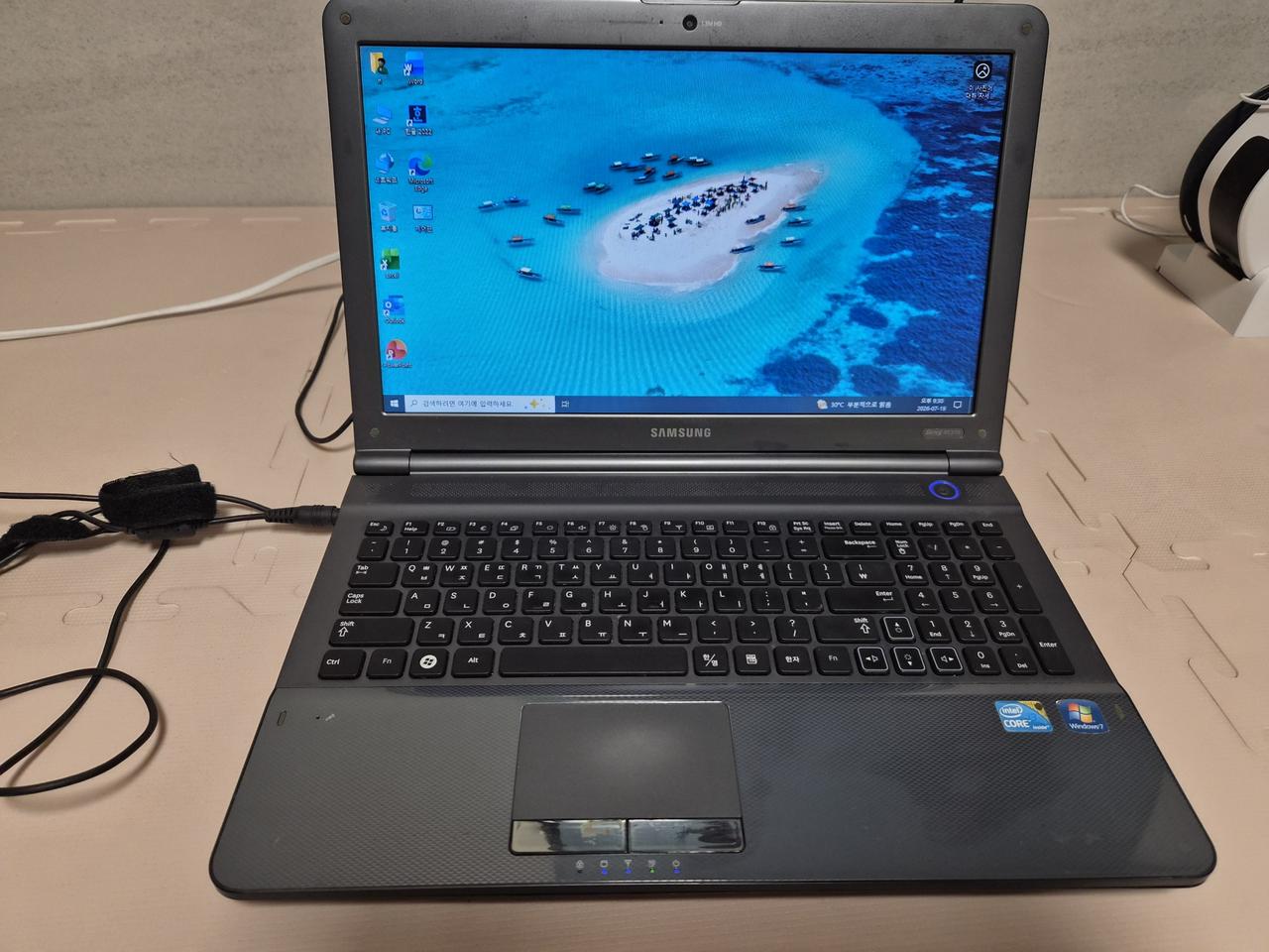 삼성 노트북 i3 rc510  15.6인치 팝니다