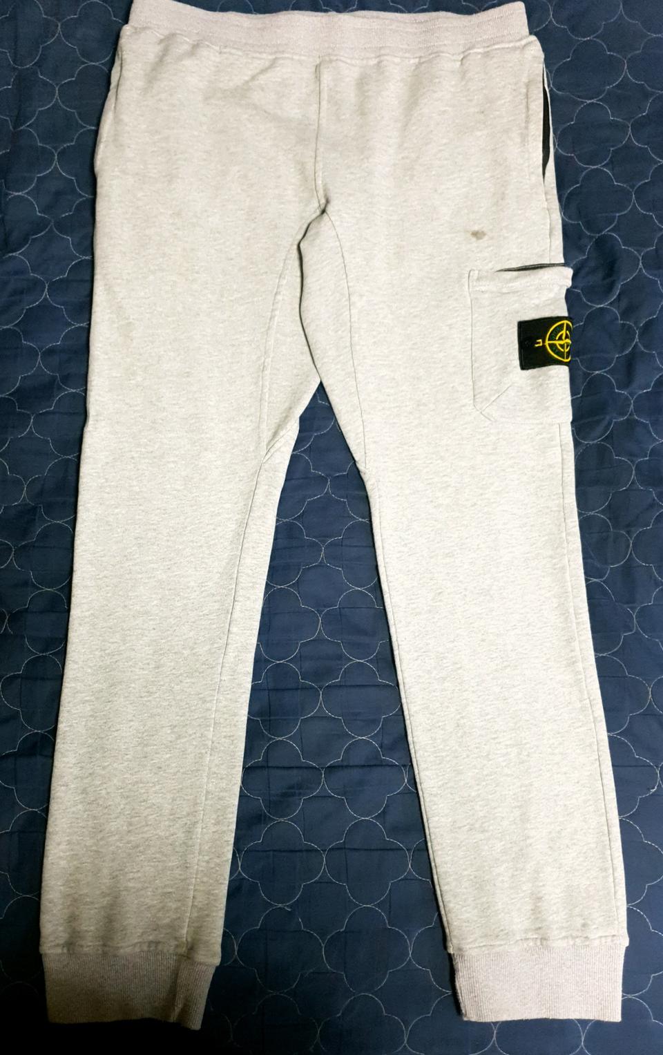 스톤아일랜드 와펜 스웨트 슬림핏 조거팬츠 멜란지그레이 (L)