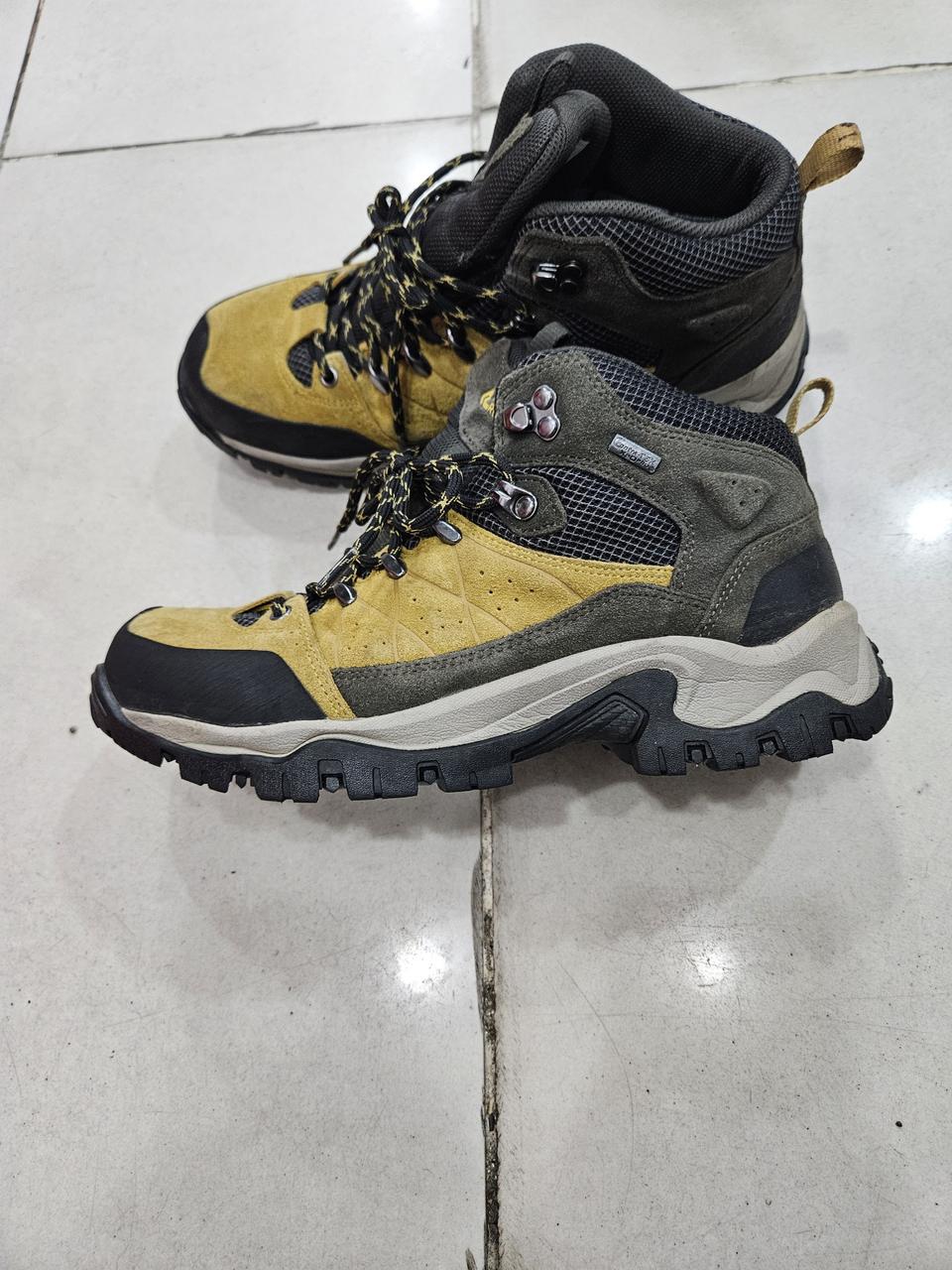 더레드페이스등산화(265)