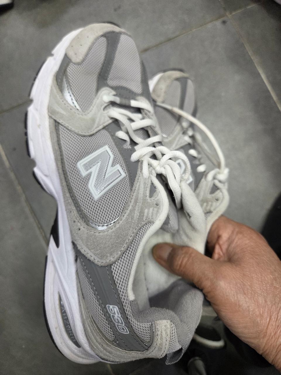 뉴발란스 운동화 250