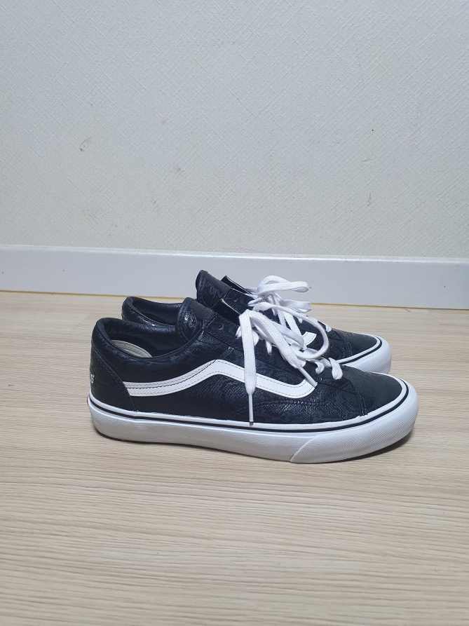반스 볼트 x 눈 군스 스타일 36 LX 블랙 280