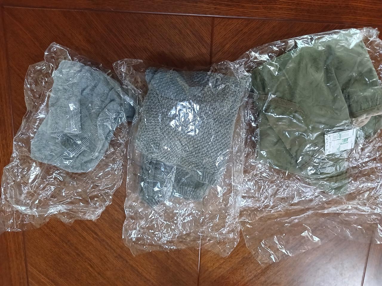 여아100싸이즈 새옷2피스와 90싸이즈덤 전부13000원