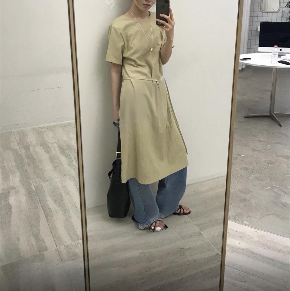와샤 미니멀 롱 원피스-연베이지