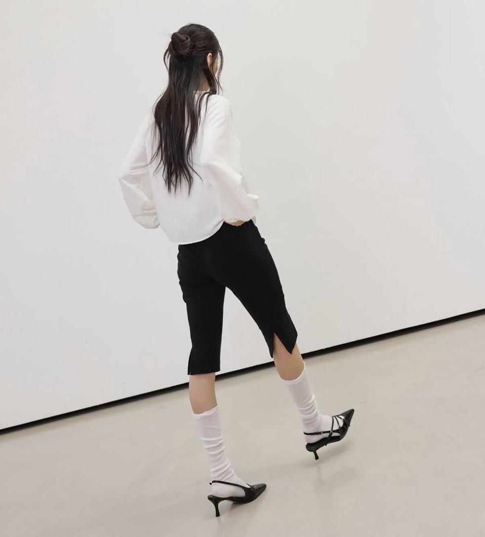 블랙 밴딩 슬릿 팬츠