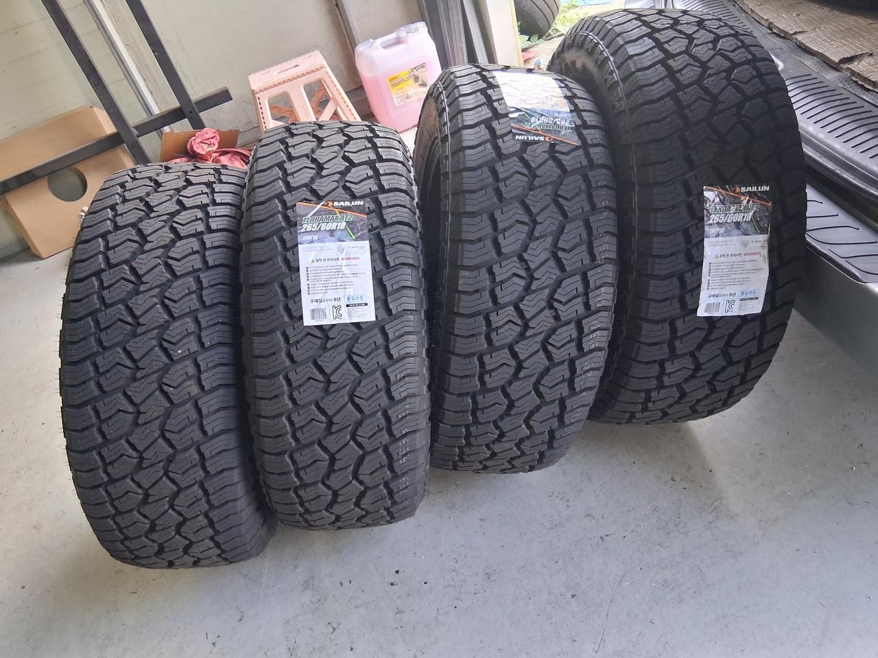 렉스턴스포츠코란도스포츠모하비2656018AT2타이어
