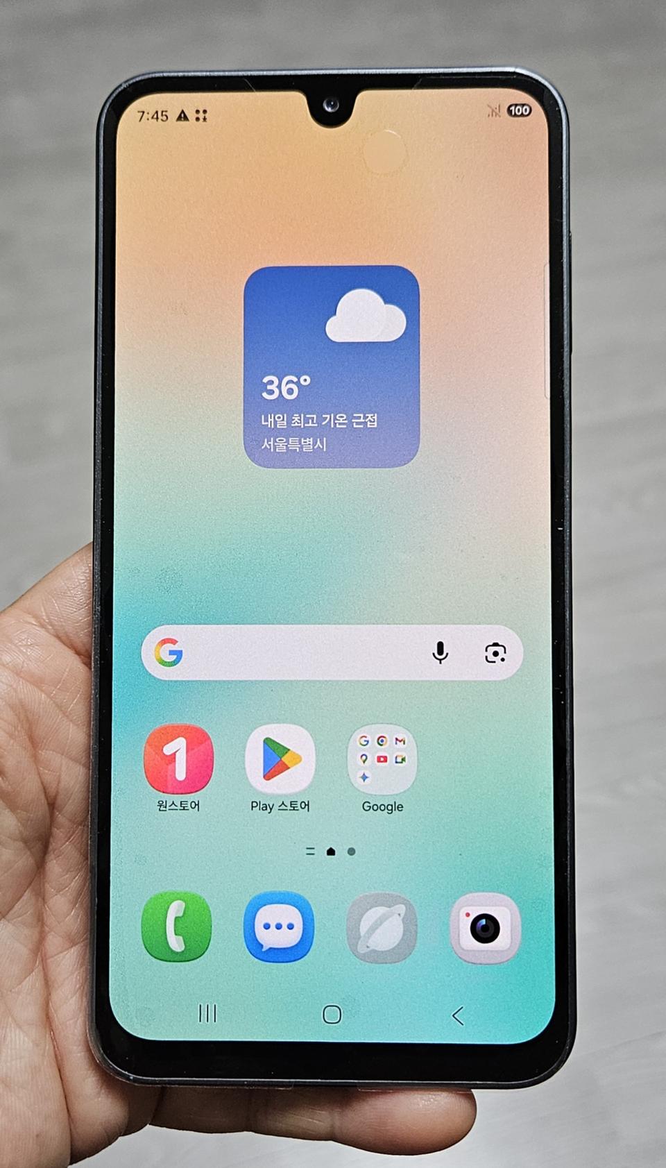 갤럭시 점프4 블랙 128GB 액정 및 배터리 교체폰 팝니다.