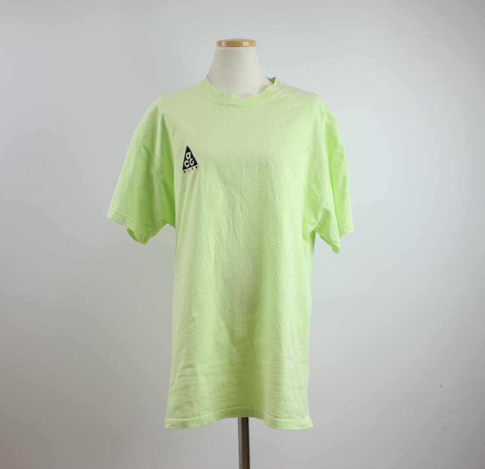 나이키 ACG 반팔 티셔츠 사이즈 S