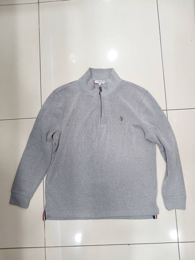 us polo assn  100사이즈 회색 반집업 긴팔티 중고 