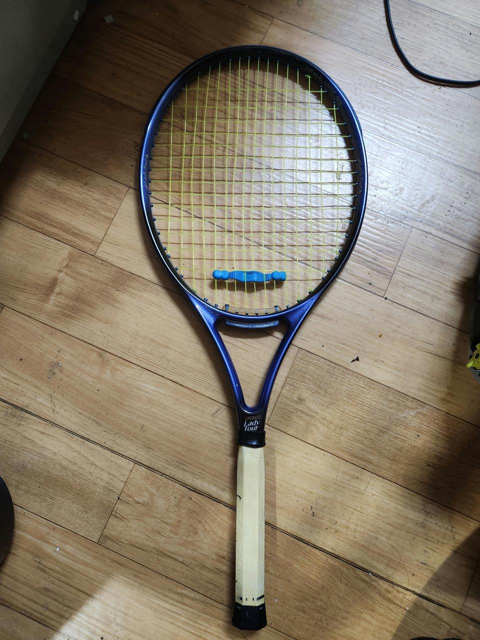던롭 테니스라켓 PRO 30 LADY TOUR 판매합니다