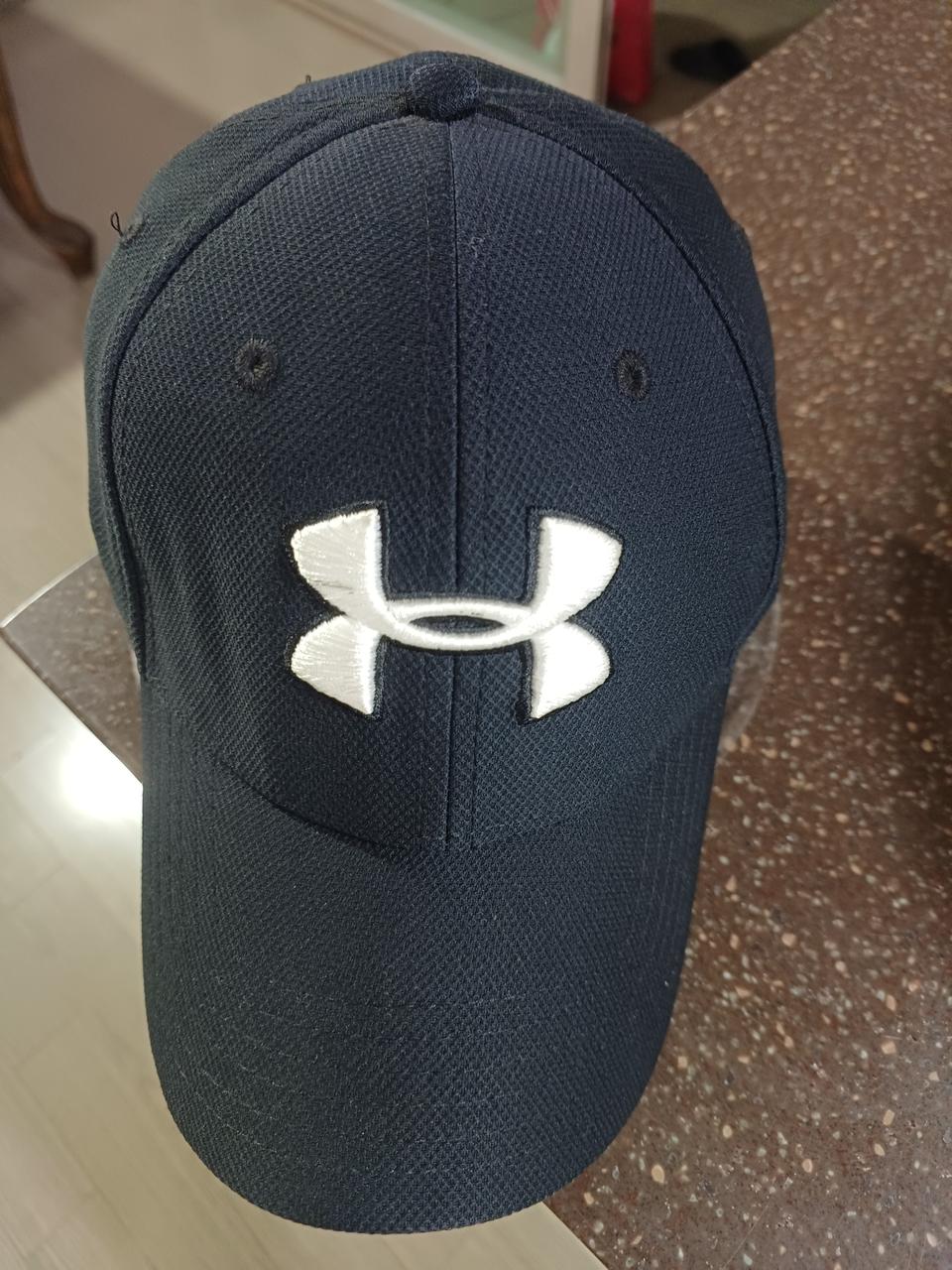 언더아머