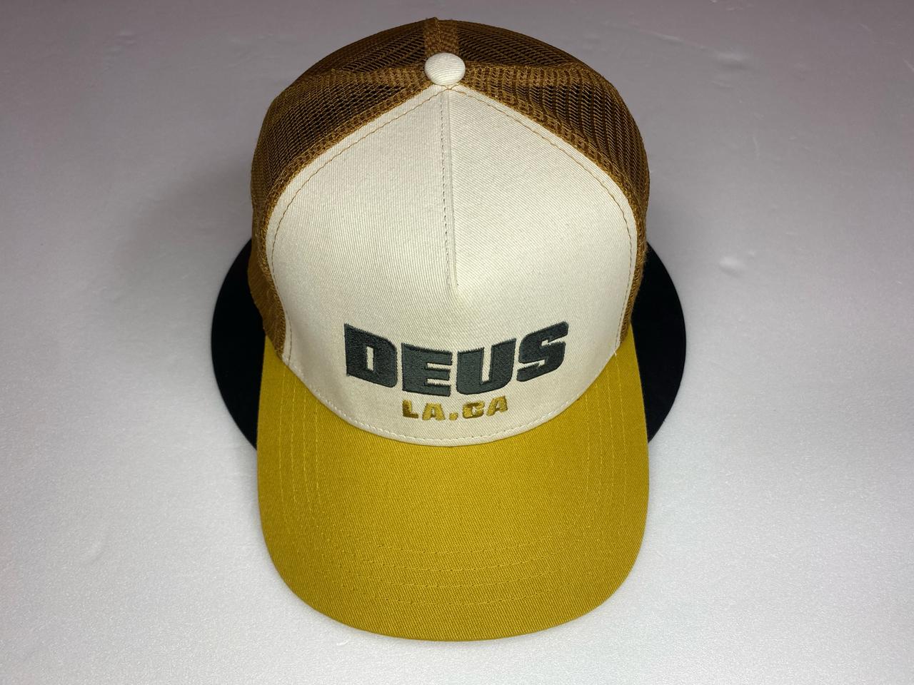 Deus ex machina vintage trucker cap
