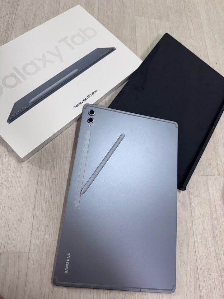 갤럭시탭S10울트라 512GB wifi 그레이 정품커버포함