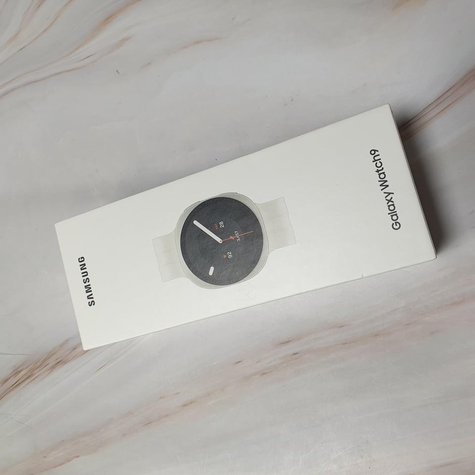갤럭시 워치9 LTE 40mm(L345) 크림 미개봉 풀박스 판매