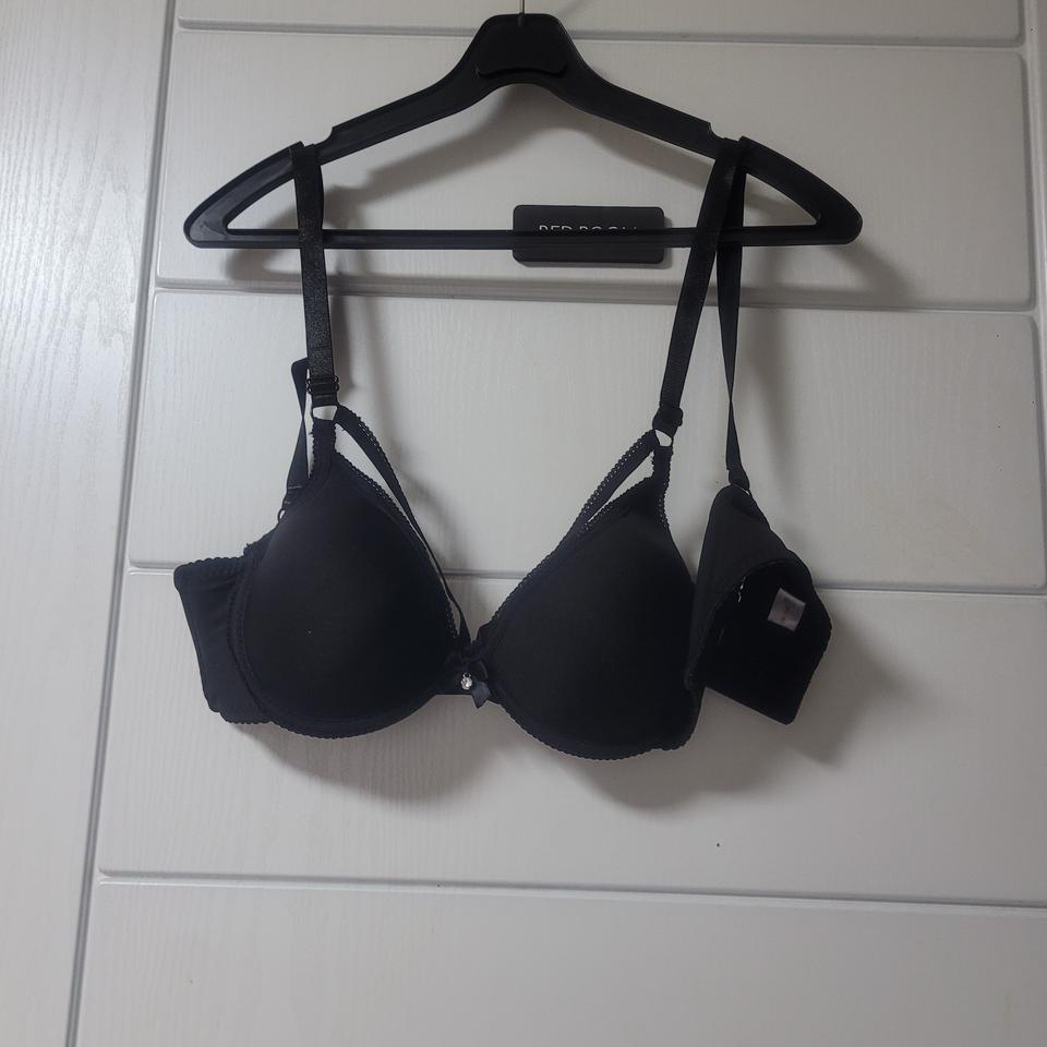 블랙 색상의 브라80C