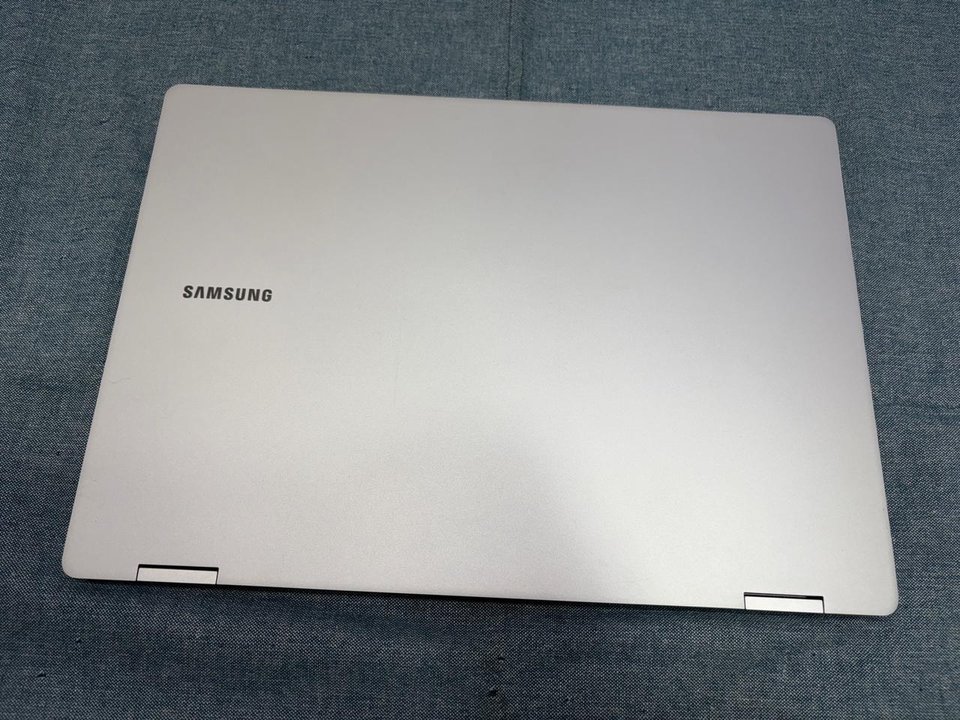 삼성 갤럭시북3 프로360 (NT960QFG-KD72E) 판매합니다.