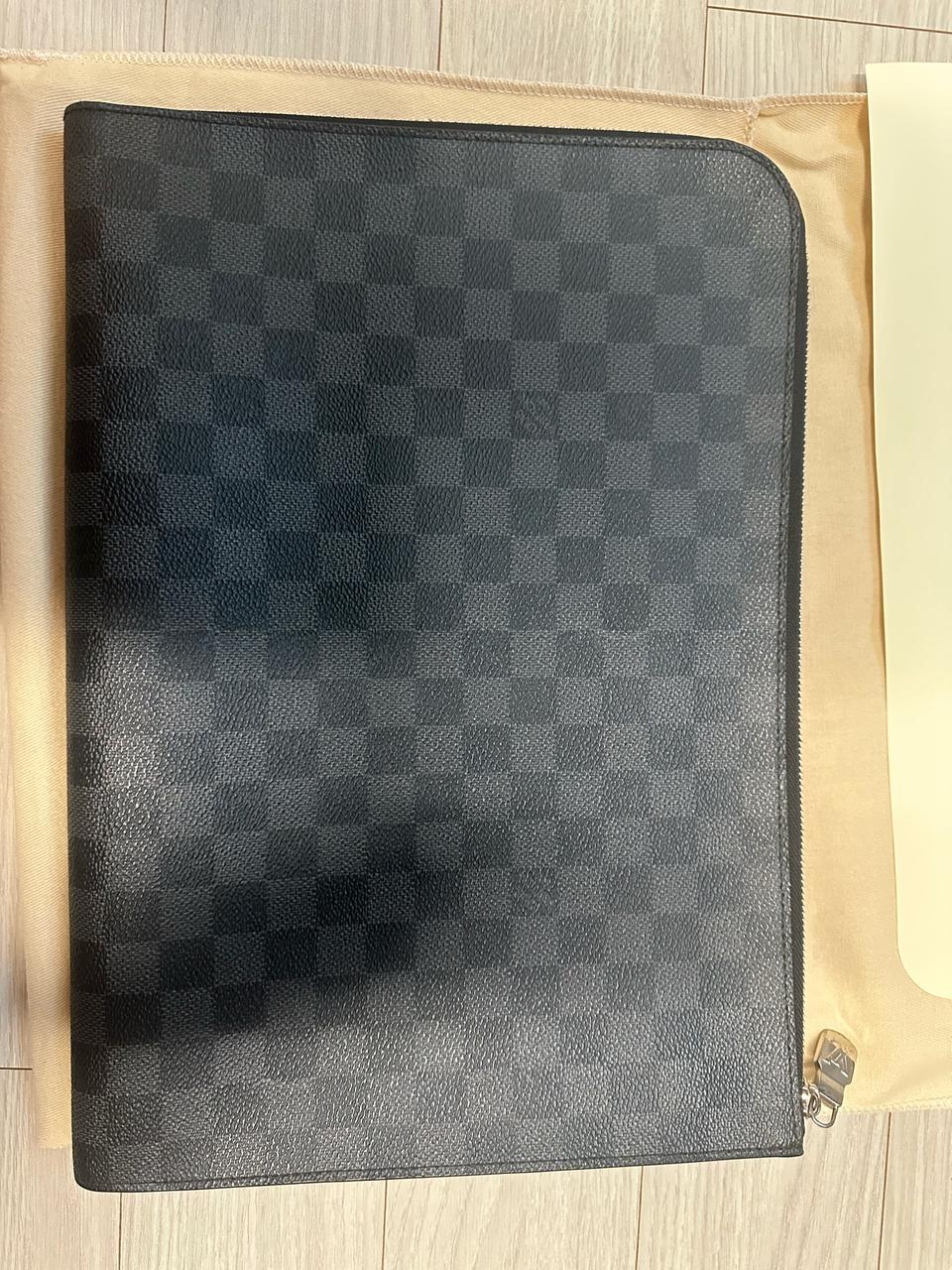 루이비통 다미에 포쉐트 주르 GM 클러치
