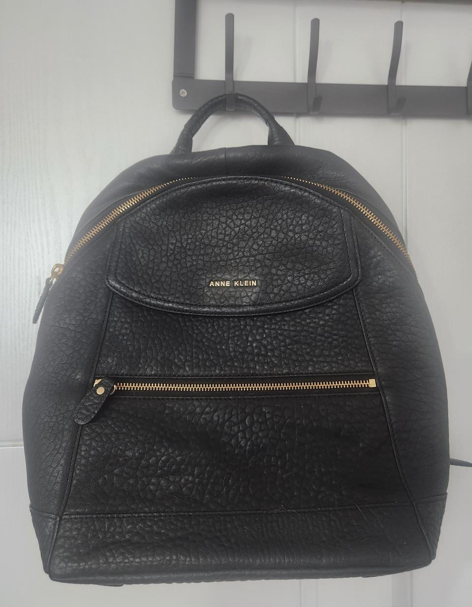 앤클라인(ANNE KLEIN) 블랙 가죽 백팩-정품