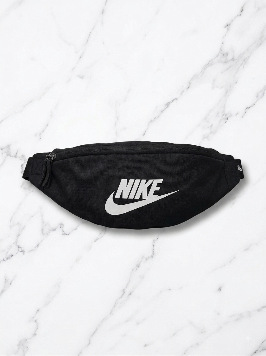 NIKE 나이키 힙색 가방! 블랙&화이트~ 깔끔한 디자인! 사이즈조절가능